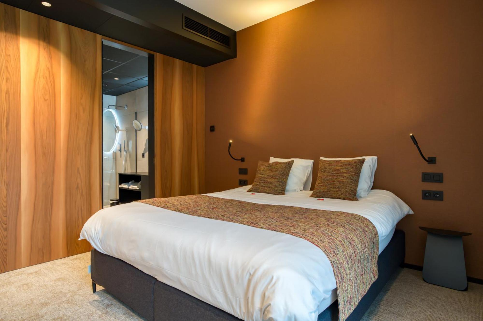 Aux Etangs - Hotel Battice Zewnętrze zdjęcie